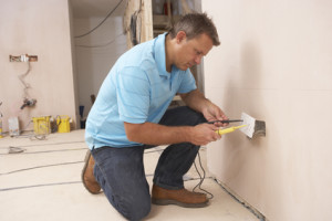 ????/?????????4Electrician Installi